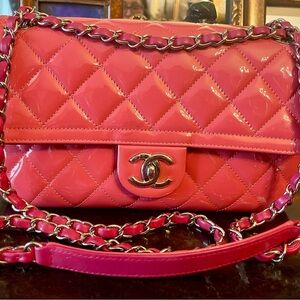 Chanel Pink medium coco shine Quilted Patent Leather Shoulder Bag